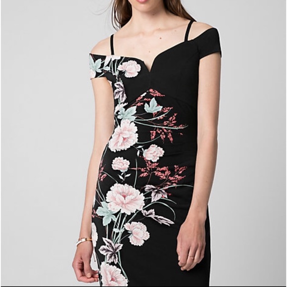 le chateau Dresses & Skirts - New with tags Le chateau floral print summer cocktail dress